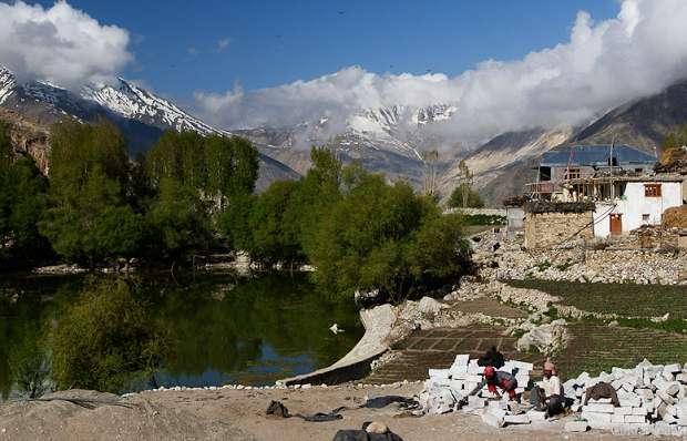 Нако, Nako village