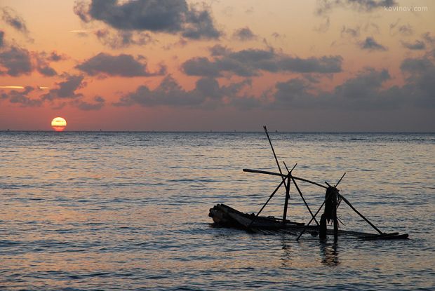 Первый закат на море