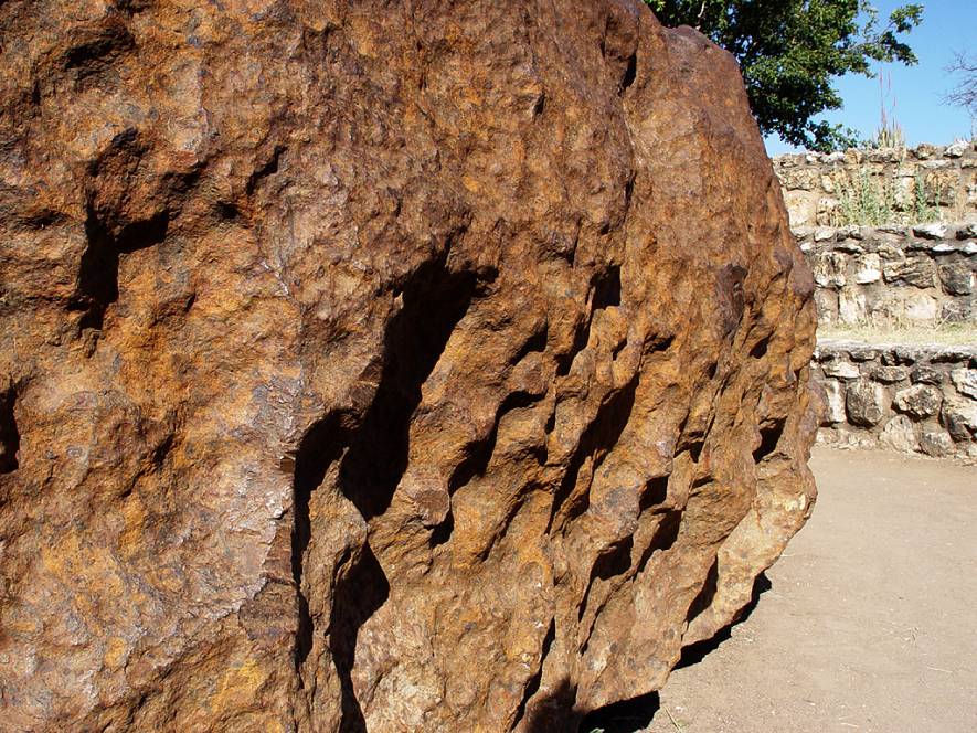 Hoba_meteorite,_Grootfontein