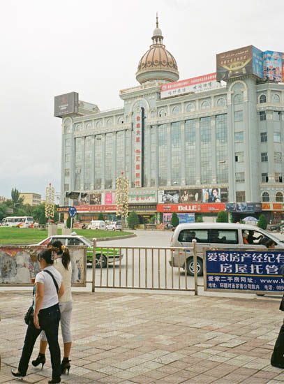 modern Kashgar architecture