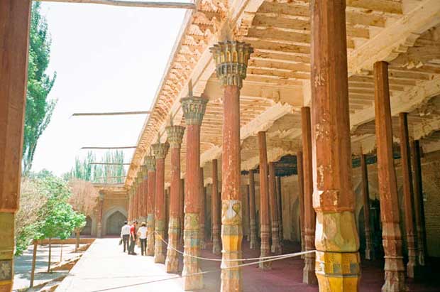 a mosque near the mausoleum of Abakh Khoja